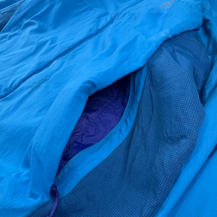 Arc'teryx Atom LT Lightweight Outerwear Jacket Blue