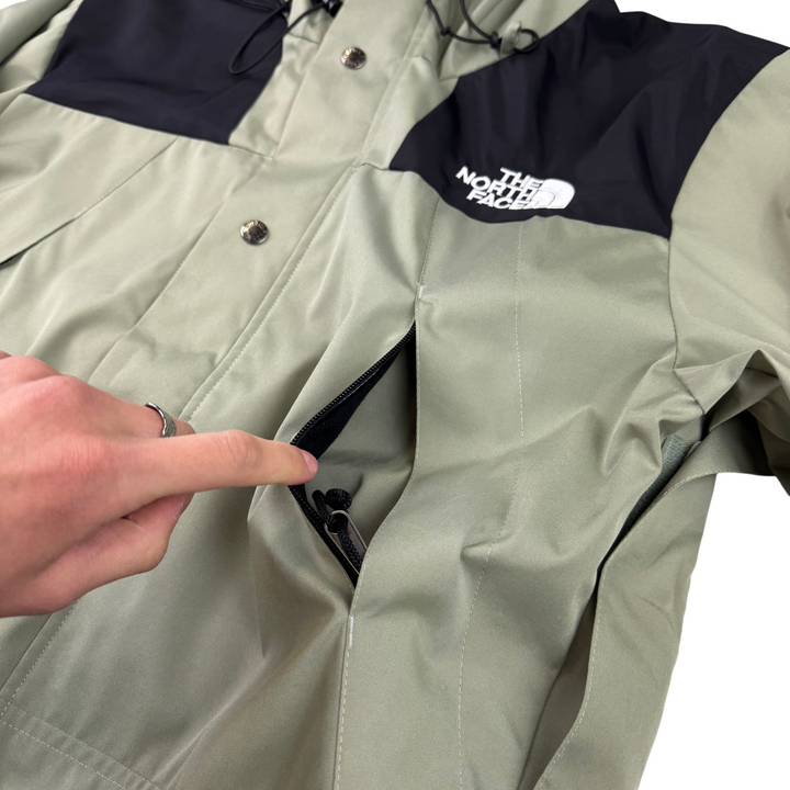The North Face 1990 Gore-Tex Hooded Outdoor Jacket Tumbleweed Green