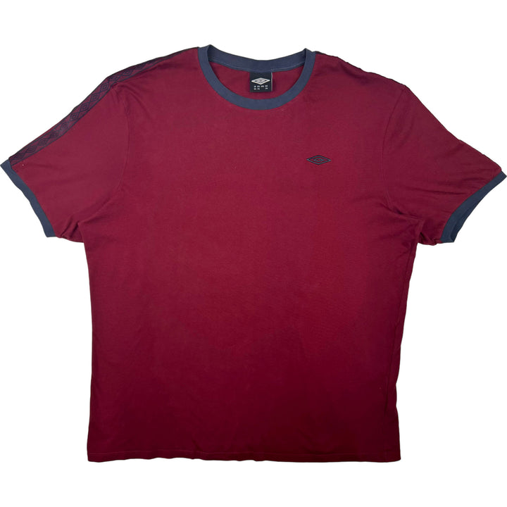Vintage Umbro T-shirt Maroon