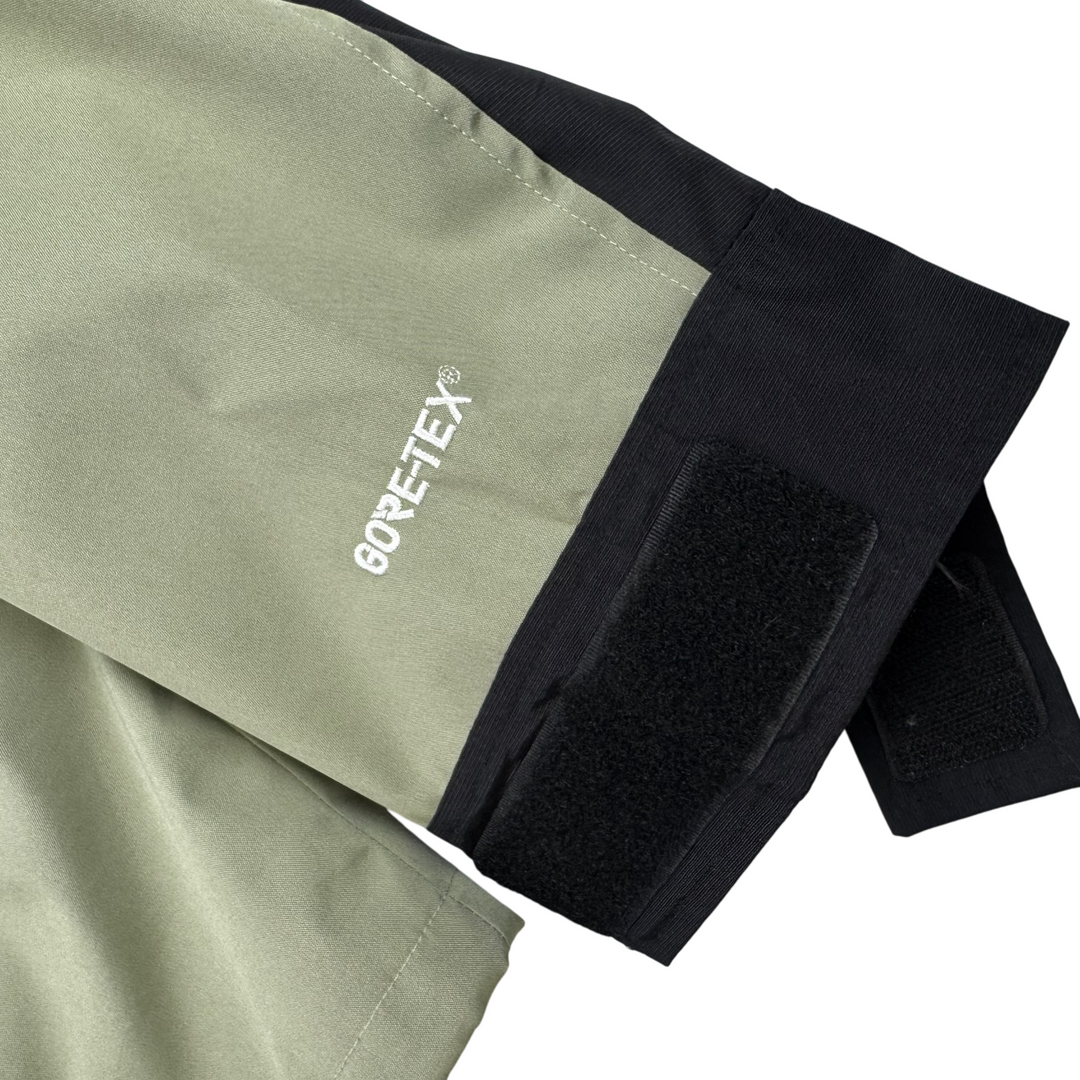 The North Face 1990 Gore-Tex Hooded Outdoor Jacket Tumbleweed Green